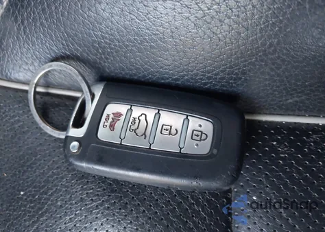 2013 Hyundai Veloster Turbo W/Black из США, поврежденный, VIN KMHTC6AE3DU145724